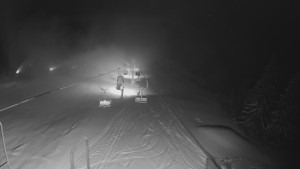 Snow park Paprsek - Lanovka - pohled dolů - 12.3.2023 v 02:35