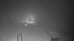 Snow park Paprsek - Lanovka - pohled dolů - 12.3.2023 v 03:35