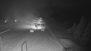 Snow park Paprsek - Lanovka - pohled dolů - 12.3.2023 v 05:00