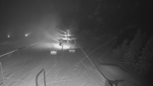 Snow park Paprsek - Lanovka - pohled dolů - 12.3.2023 v 05:05