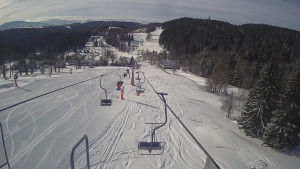 Snow park Paprsek - Lanovka - pohled dolů - 12.3.2023 v 08:40