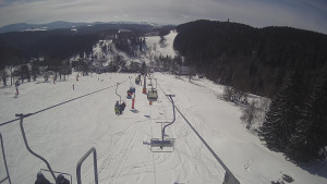 Snow park Paprsek - Lanovka - pohled dolů - 12.3.2023 v 11:20