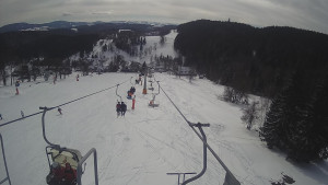 Snow park Paprsek - Lanovka - pohled dolů - 12.3.2023 v 12:35