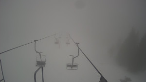 Snow park Paprsek - Lanovka - pohled dolů - 13.3.2023 v 07:00