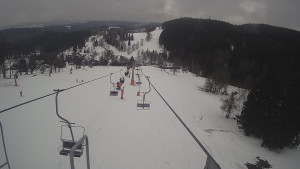 Snow park Paprsek - Lanovka - pohled dolů - 13.3.2023 v 10:40