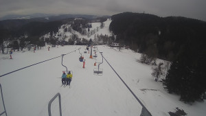 Snow park Paprsek - Lanovka - pohled dolů - 13.3.2023 v 11:25