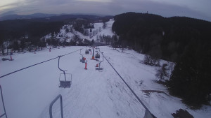 Snow park Paprsek - Lanovka - pohled dolů - 14.3.2023 v 06:00