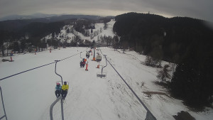 Snow park Paprsek - Lanovka - pohled dolů - 14.3.2023 v 10:15