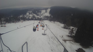 Snow park Paprsek - Lanovka - pohled dolů - 14.3.2023 v 11:25