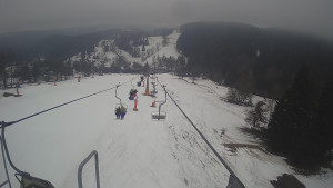 Snow park Paprsek - Lanovka - pohled dolů - 14.3.2023 v 11:30