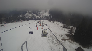 Snow park Paprsek - Lanovka - pohled dolů - 14.3.2023 v 15:30