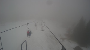 Snow park Paprsek - Lanovka - pohled dolů - 14.3.2023 v 15:45