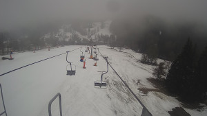 Snow park Paprsek - Lanovka - pohled dolů - 14.3.2023 v 16:15