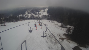Snow park Paprsek - Lanovka - pohled dolů - 14.3.2023 v 17:05