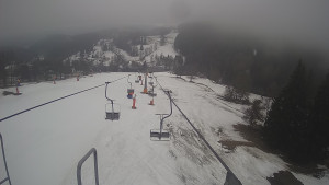Snow park Paprsek - Lanovka - pohled dolů - 14.3.2023 v 17:25