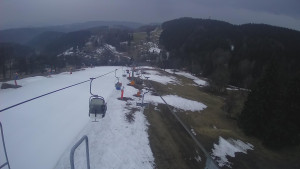 Snow park Paprsek - Lanovka - pohled dolů - 22.3.2023 v 05:40
