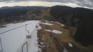 Snow park Paprsek - Lanovka - pohled dolů - 23.3.2023 v 12:40