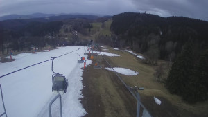 Snow park Paprsek - Lanovka - pohled dolů - 24.3.2023 v 05:40