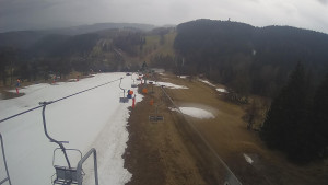 Snow park Paprsek - Lanovka - pohled dolů - 24.3.2023 v 15:20