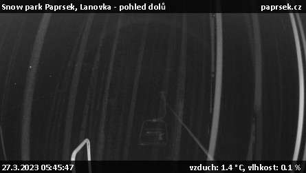 Snow park Paprsek - Lanovka - pohled dolů - 27.3.2023 v 05:45