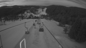 Snow park Paprsek - Lanovka - pohled dolů - 29.3.2023 v 06:00