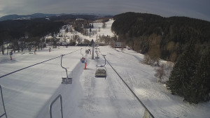 Snow park Paprsek - Lanovka - pohled dolů - 29.3.2023 v 07:55