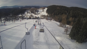 Snow park Paprsek - Lanovka - pohled dolů - 29.3.2023 v 08:00
