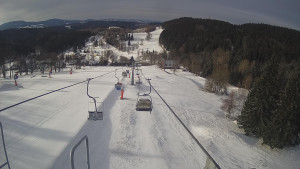 Snow park Paprsek - Lanovka - pohled dolů - 29.3.2023 v 08:05