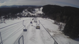 Snow park Paprsek - Lanovka - pohled dolů - 29.3.2023 v 10:25