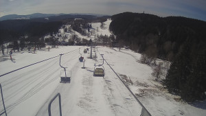 Snow park Paprsek - Lanovka - pohled dolů - 29.3.2023 v 10:45