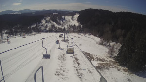 Snow park Paprsek - Lanovka - pohled dolů - 29.3.2023 v 11:20