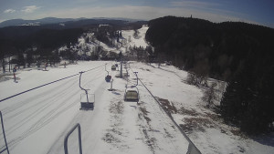Snow park Paprsek - Lanovka - pohled dolů - 29.3.2023 v 11:25
