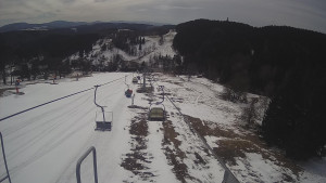 Snow park Paprsek - Lanovka - pohled dolů - 29.3.2023 v 12:20