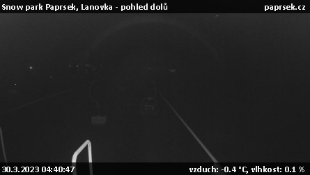 Snow park Paprsek - Lanovka - pohled dolů - 30.3.2023 v 04:40