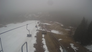 Snow park Paprsek - Lanovka - pohled dolů - 30.3.2023 v 10:25