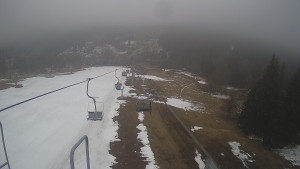 Snow park Paprsek - Lanovka - pohled dolů - 30.3.2023 v 11:40