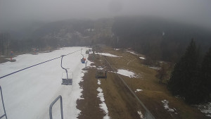 Snow park Paprsek - Lanovka - pohled dolů - 30.3.2023 v 15:20