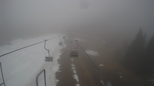 Snow park Paprsek - Lanovka - pohled dolů - 30.3.2023 v 17:30