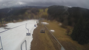 Snow park Paprsek - Lanovka - pohled dolů - 1.4.2023 v 11:25