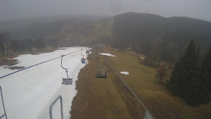 Snow park Paprsek - Lanovka - pohled dolů - 2.4.2023 v 07:30