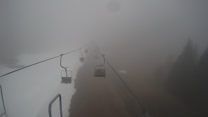 Snow park Paprsek - Lanovka - pohled dolů - 2.4.2023 v 11:15