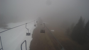 Snow park Paprsek - Lanovka - pohled dolů - 2.4.2023 v 12:45
