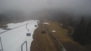 Snow park Paprsek - Lanovka - pohled dolů - 2.4.2023 v 16:30
