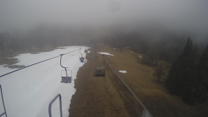 Snow park Paprsek - Lanovka - pohled dolů - 2.4.2023 v 16:50
