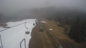 Snow park Paprsek - Lanovka - pohled dolů - 2.4.2023 v 17:45