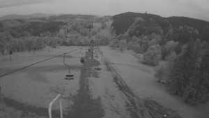 Snow park Paprsek - Lanovka - pohled dolů - 6.6.2023 v 04:30