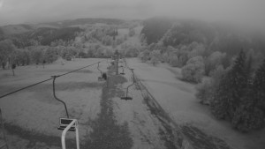 Snow park Paprsek - Lanovka - pohled dolů - 10.6.2023 v 04:20