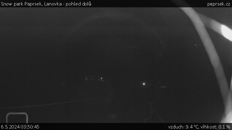 Snow park Paprsek - Lanovka - pohled dolů - 6.5.2024 v 03:50