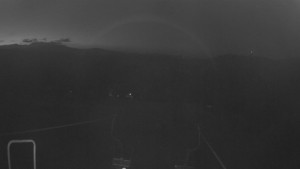 Snow park Paprsek - Lanovka - pohled dolů - 5.11.2024 v 05:45 Snow park Paprsek - Lanovka - pohled dolů - 5.11.2024 v 05:45