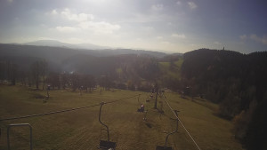 Snow park Paprsek - Lanovka - pohled dolů - 5.11.2024 v 10:30 Snow park Paprsek - Lanovka - pohled dolů - 5.11.2024 v 10:30